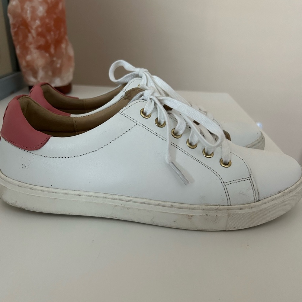 Jack Rogers Rory white leather tennis shoes